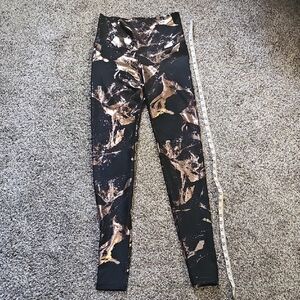 Old Navy Black and Gold Active Leggings